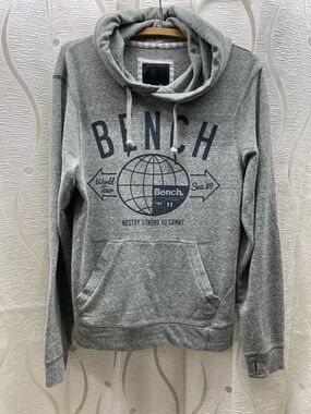 Bench Hoodie Mens Medium Gray Excellent World Tour Graphic Thumbhole Cuffs
